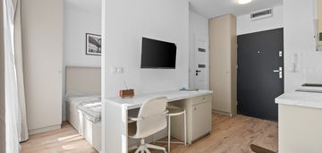 **loftowy budynek, mieszkanie pod klucz**