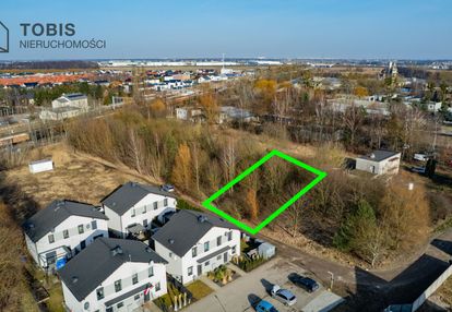 Działka 792m2 i ul. boczna i zamieszkaj w dąbrówce