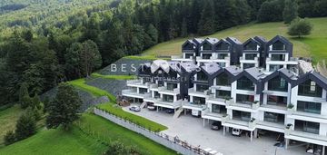 Dwupoziomowy apartament (72 m2)