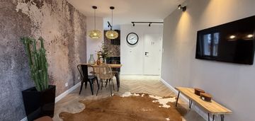 3 pokoje po generalnym remoncie na witominie