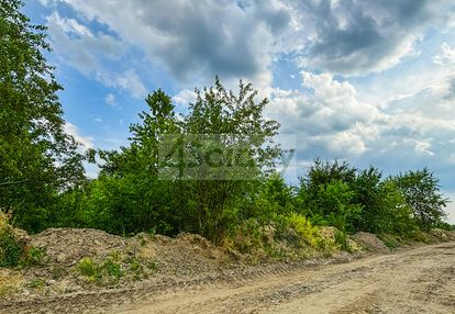 Wyjątkowa działka z przestrzenią rekreacyjną 🌳