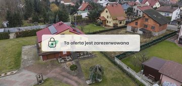 Konin:dom wolnostojący|garaż|ogród|duża działka