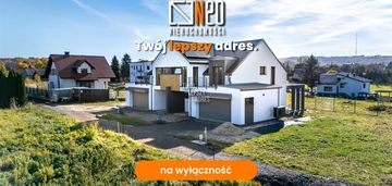 Nowoczesny dom z dwustanowiskowym garażem