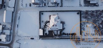 Piękna dwurodzinna willa przy granicy z w-wa