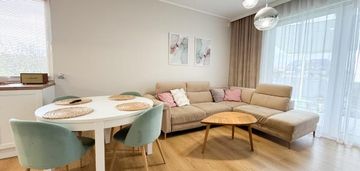 Dom w bezrzeczu gotowy do wprowadzenia, z pięknym ogrodem i słoneczną ekspozycją!