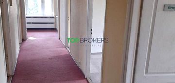 Dom na cele biurowo-magazynowe lub hostel