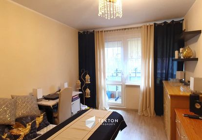 3-pokojowe mieszkanie z balkonem – gdynia oksywie