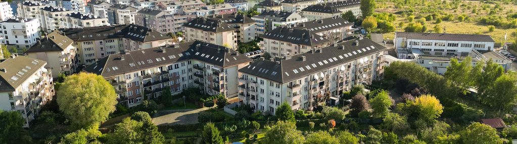 Z dużym balkonem i pięknym widokiem dla rodziny