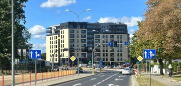 Trzypokojowe w centrum - z miejscem postojowym