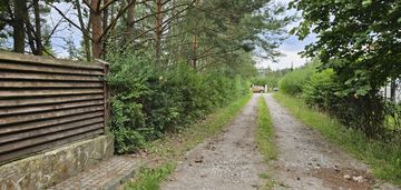 Działka 1 , 2 domy lub 4 lokale, super sąsiedztwo,