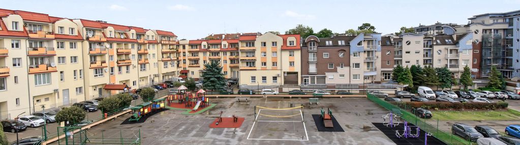 Trzy pokoje, balkon, winda, w centrum!