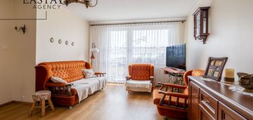 Dwupoziomowe mieszkanie z balkonem i garażem