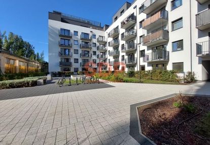 Blisko rynku 3pokoje, balkon, przy parku i rzece