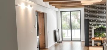 Dom z poddaszem użytkowym – przestrzeń, komfort i funkcjonalność