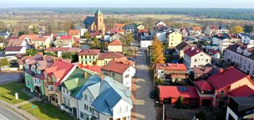 Dom z lokalem usługowym w różanie