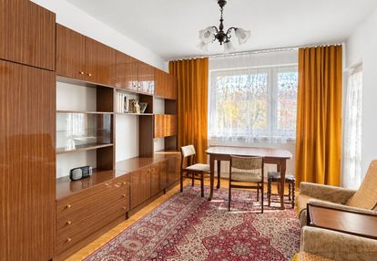 2 pokoje niska zabudowa balkon cicha okolica