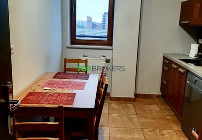 Dwa pokoje po remoncie, metro wilanowska