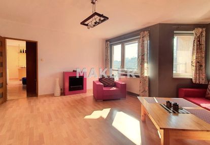 6 pokoi, dwupoziomowe mieszkanie z komórką