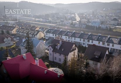 Dom wolnostojący w rumii – 360 m², 11 pokoi