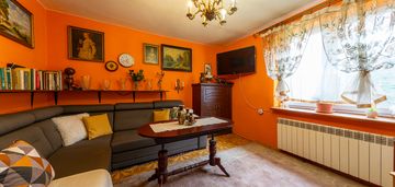 Dom w pobliżu serocka przy trasie 61