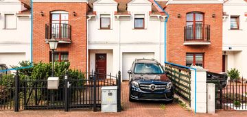 Komorniki, ul. tuwima - 143 m², 2 łazienki, garaż, ogródek