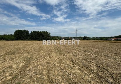 Duża działka usługowo mieszkaniowa