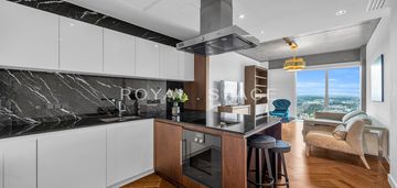 Złota 44 - apartament powyżej 40 piętra!