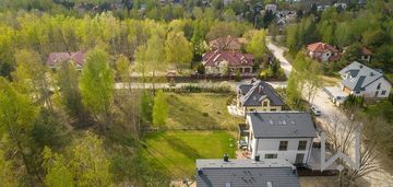 4 pokoje, antresola, kampinos opcja z wykończeniem