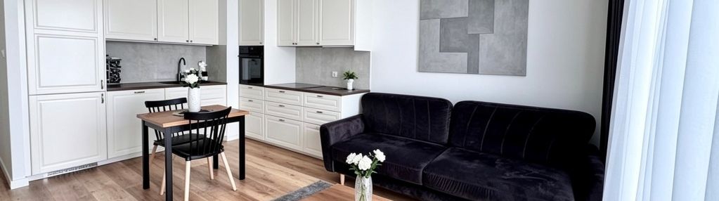 4 pokoje, balkon 10m2, podłogówka, czynsz 120 zł