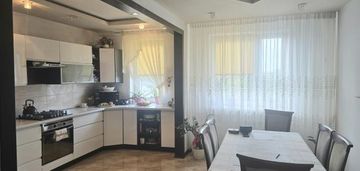 4 m² | 3 pokoje | balkon | 5 min pkp | słoneczne