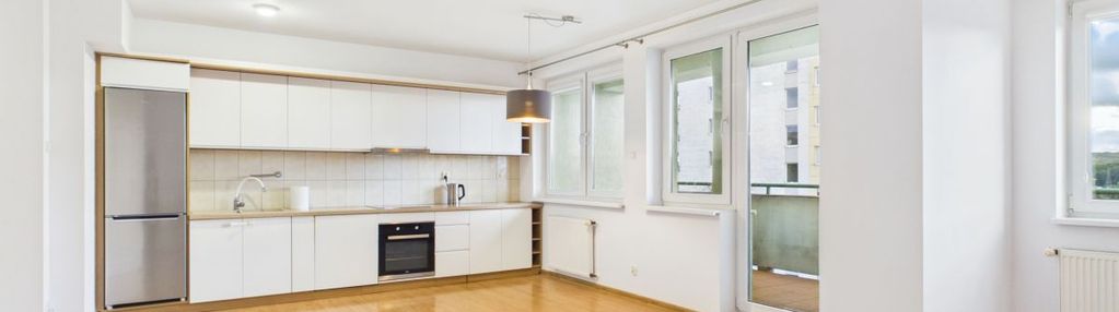 3-pok przestronne,  częściowo umeblowane