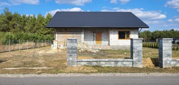 Dom przy lesie/gm. łęki szlacheckie