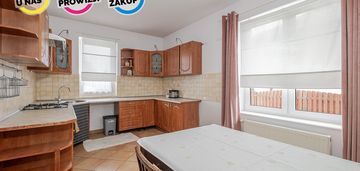 Dom wolnostojący na jasieniu