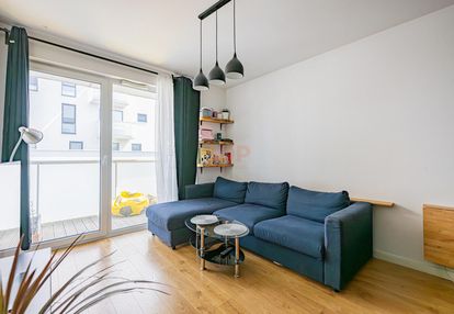 |2 pokoje | nowe żerniki | balkon | mp | komórka|