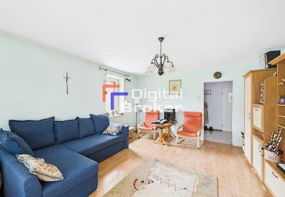 Komfortowe*2 pokoje*do odświeżena*parter*górna