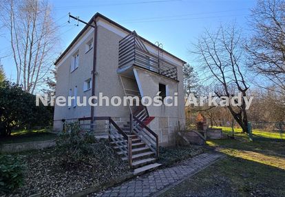 Dom w dzielnicy zdrój