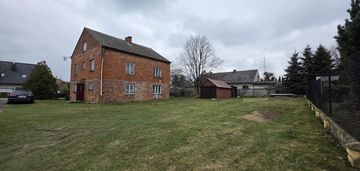 Dom w cichej i spokojnej okolicy !