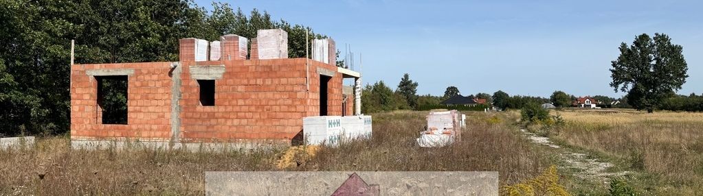 Dom parterowy z poddaszem/3 pokoje/borowa góra