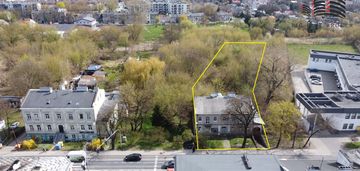 Kamienica na sprzedaż obok dworca metropolitalnego