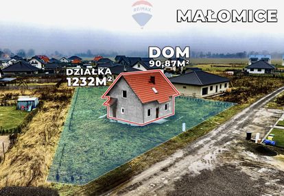 Dom wolnostojący w stanie deweloperskim