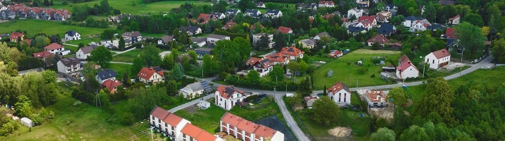 Nowy segment przy lesie, 5 pokoi, ogródek, wiata