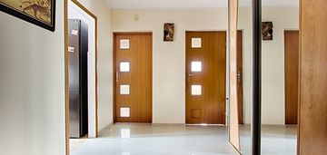 Przestronne m3 w bloku z cegły os. wygoda