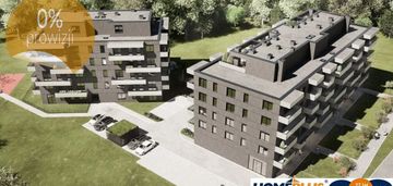18 km od centrum warszawy-marki przy głównej ulicy