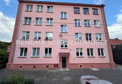 2 pokoje w bloku z lat 80 - szczawno-zdrój