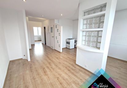 Niepowtarzalne dwustronne i widne mieszkanie 3 pokojowe