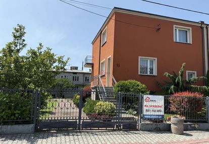Dwa domy na sprzedaż staszów ul. żeromskiego