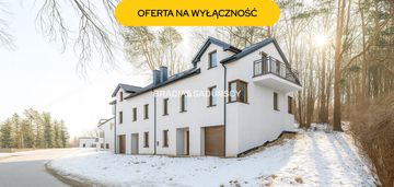 Wygodne domy pod lasem w podgórkach tynieckich.