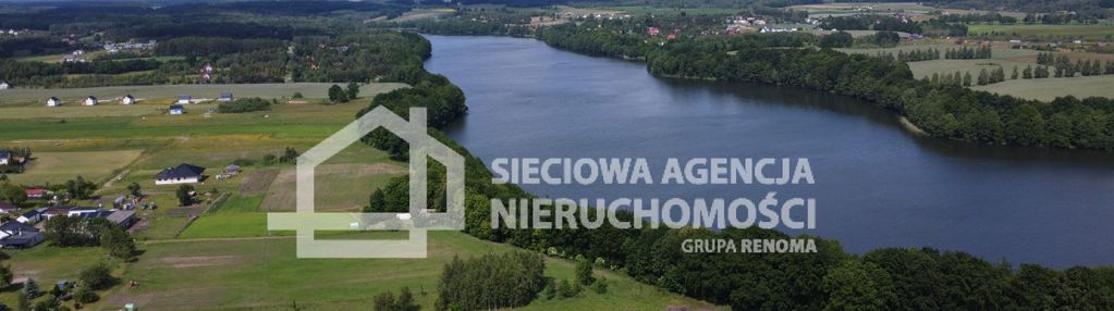 Działka z linią brzegowa chrztowo