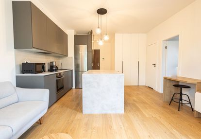 Esencja garbary | balkon | parking