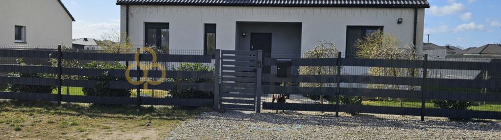 Funkcjonalny dom wolnostojący blisko lasu